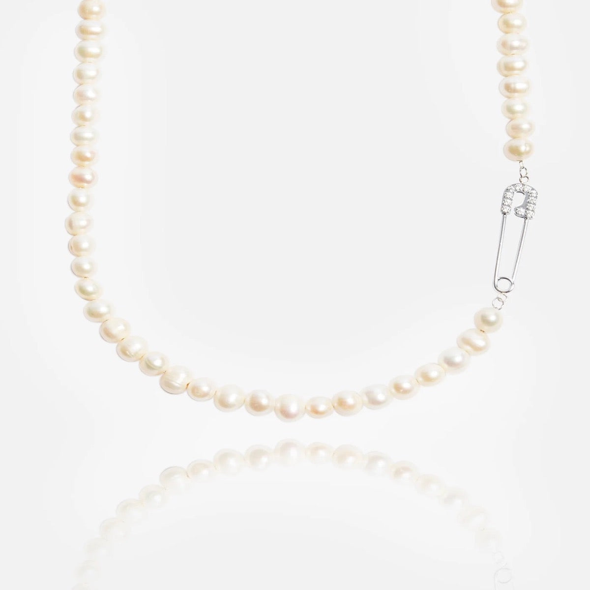 CLIP PEARL NECKLACE